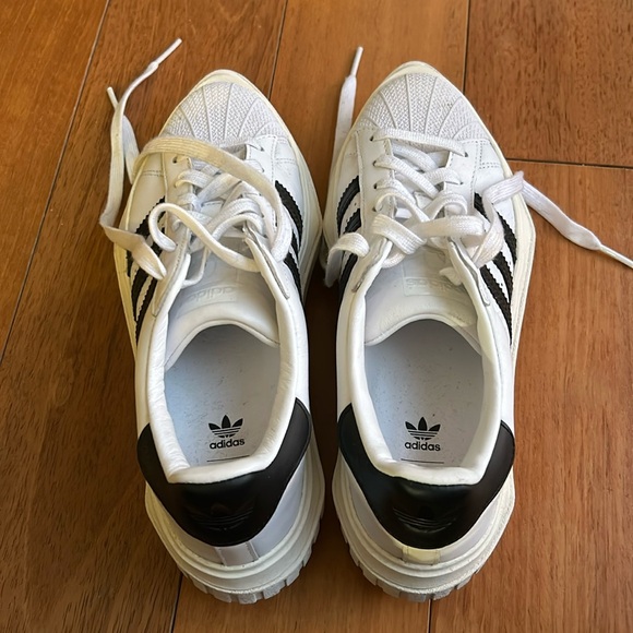 Beyoncé Ivy Park Adidas Black and White Platform Sneakers - Picture 2 of 3